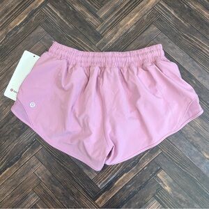 NWT Lululemon Hotty Hot Low Rise Shorts 2.5" In Pink Frosting Size 6